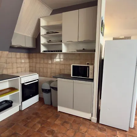 La Grange Blanche Saint-Germain